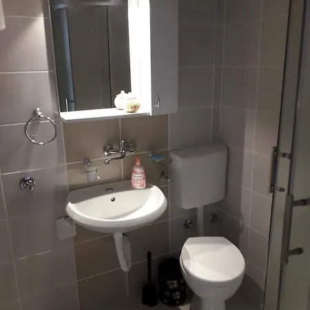 Ld U Strogom Centru Apartmán *