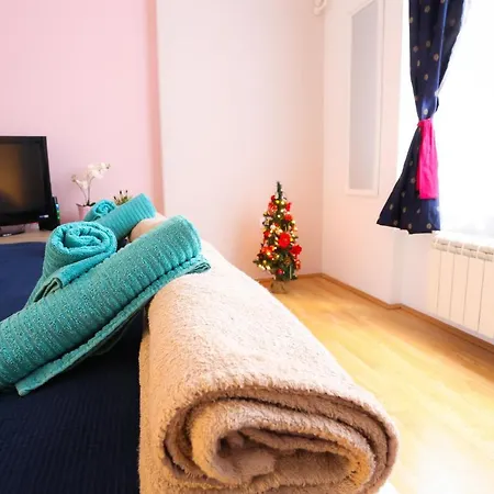 Ld U Strogom Centru * Novi Sad